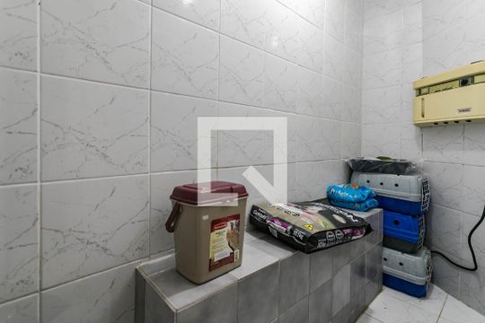 Sauna de casa para alugar com 6 quartos, 466m² em Vila Oliveira, Mogi das Cruzes