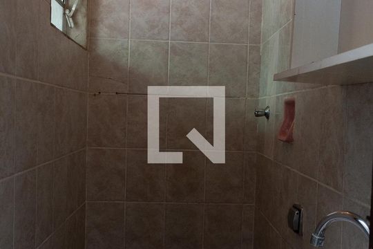 Banheiro  de casa para alugar com 1 quarto, 30m² em Rio Pequeno, São Paulo