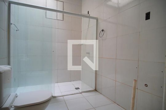 Banheiro de casa à venda com 2 quartos, 300m² em Scharlau, São Leopoldo