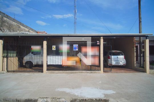 Fachada de casa à venda com 2 quartos, 300m² em Scharlau, São Leopoldo
