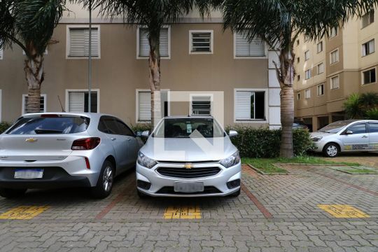 Garagem de apartamento para alugar com 2 quartos, 44m² em Vila Homero Thon, Santo André