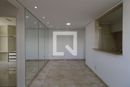Sala de apartamento para alugar com 2 quartos, 44m² em Vila Homero Thon, Santo André