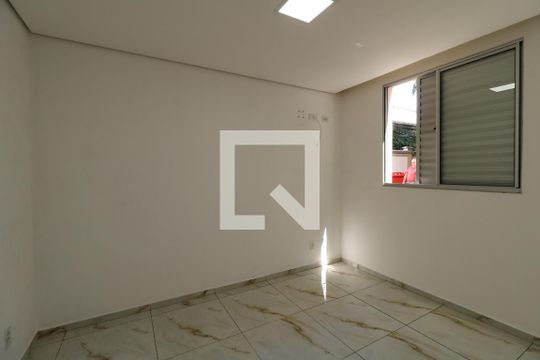 Quarto 1 de apartamento para alugar com 2 quartos, 44m² em Vila Homero Thon, Santo André