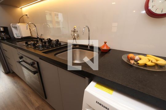 Cozinha de apartamento à venda com 2 quartos, 51m² em Vila Mariana, São Paulo