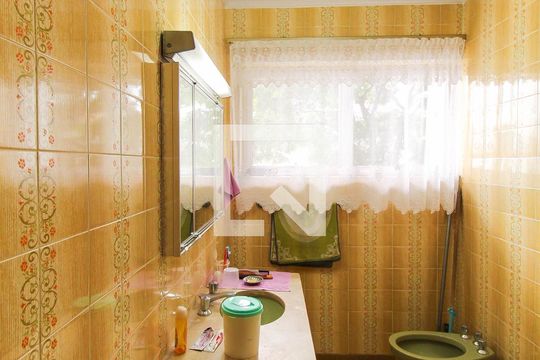Banheiro da Suíte 3 de casa para alugar com 4 quartos, 233m² em Jardim Anália Franco, São Paulo