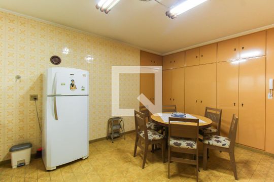 Cozinha de casa para alugar com 4 quartos, 233m² em Jardim Anália Franco, São Paulo