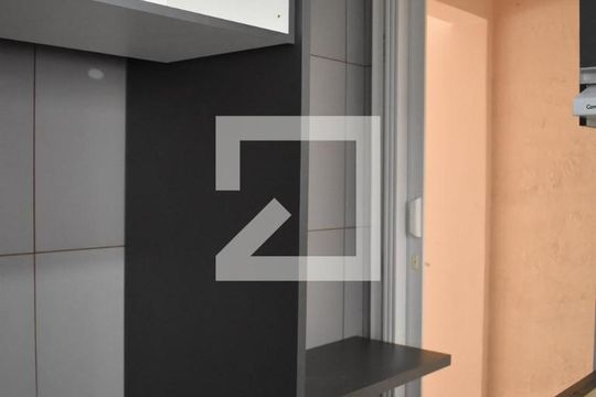 Cozinha de apartamento para alugar com 3 quartos, 66m² em Água Verde, Curitiba