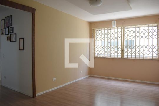 Apartamento para alugar com 3 quartos, 66m² em Água Verde, Curitiba