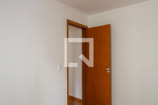 Quarto 2 de apartamento para alugar com 2 quartos, 44m² em Cidade São Mateus, São Paulo