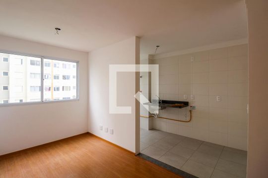 Sala/Cozinha de apartamento para alugar com 2 quartos, 44m² em Cidade São Mateus, São Paulo