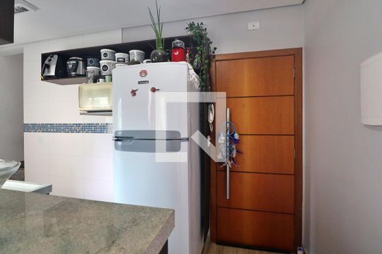 Cozinha de apartamento para alugar com 2 quartos, 92m² em Vila Curuca, Santo André