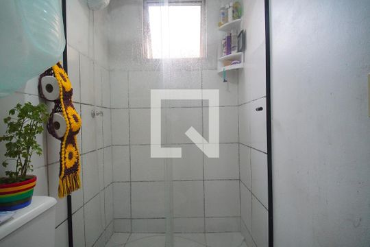 Banheiro de apartamento para alugar com 2 quartos, 46m² em Duque de Caxias, São Leopoldo