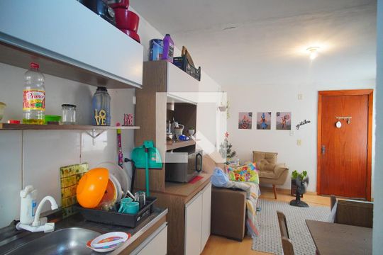 Cozinha  de apartamento para alugar com 2 quartos, 46m² em Duque de Caxias, São Leopoldo