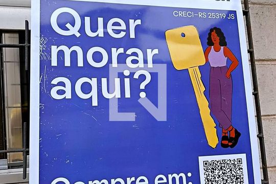 Instalação da plaquinha de apartamento à venda com 2 quartos, 45m² em Guajuviras, Canoas