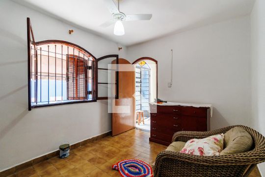 Suíte de casa à venda com 3 quartos, 150m² em Chácara Agrindus, Taboão da Serra