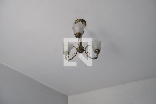 Sala de casa à venda com 3 quartos, 150m² em Higienópolis, Rio de Janeiro
