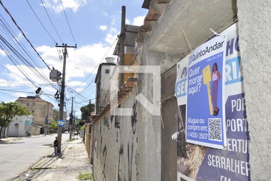 Plaquinha de casa à venda com 3 quartos, 150m² em Higienópolis, Rio de Janeiro
