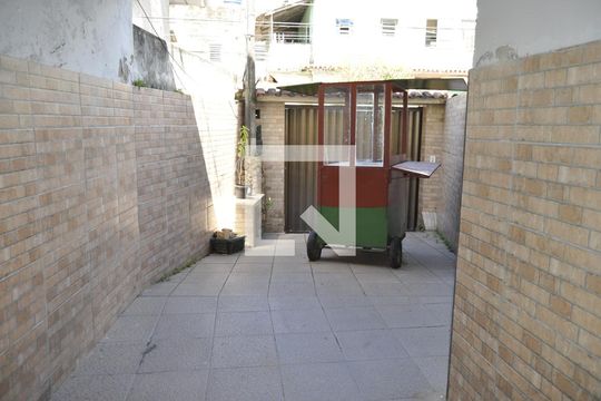 Área externa de casa à venda com 3 quartos, 150m² em Higienópolis, Rio de Janeiro