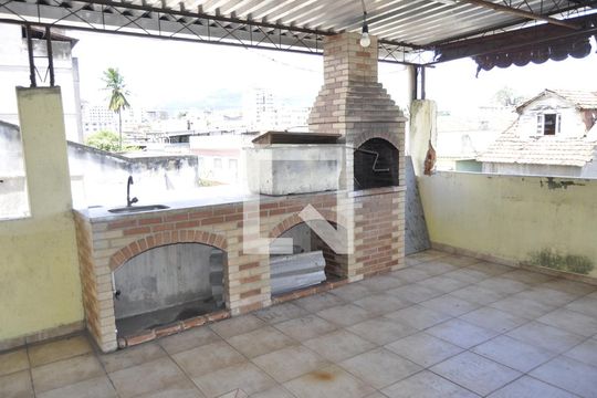 Área externa de casa à venda com 3 quartos, 150m² em Higienópolis, Rio de Janeiro