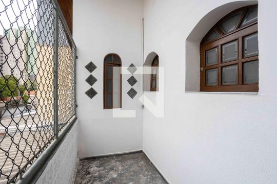 Área de Serviço de casa à venda com 2 quartos, 200m² em Centro, Diadema