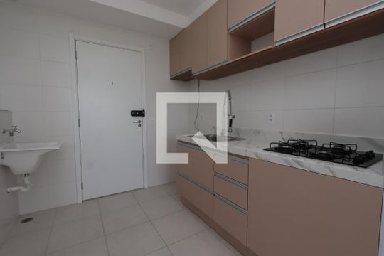 Cozinha e Área de Serviço de apartamento para alugar com 1 quarto, 26m² em Jardim Planalto, São Paulo