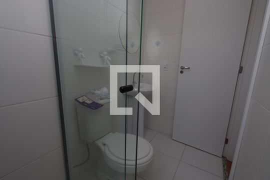 Banheiro de apartamento para alugar com 1 quarto, 26m² em Jardim Planalto, São Paulo