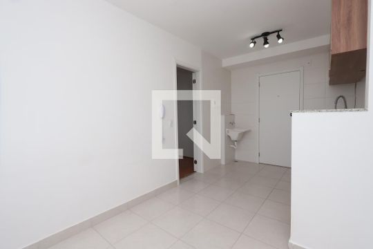 Sala de apartamento para alugar com 1 quarto, 26m² em Jardim Planalto, São Paulo
