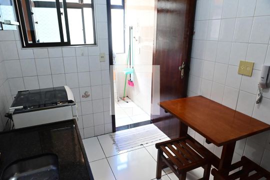 Cozinha de apartamento para alugar com 1 quarto, 81m² em Tupi, Praia Grande