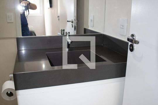 Banheiro do Quarto 1 de apartamento à venda com 3 quartos, 123m² em Vila Gustavo, São Paulo