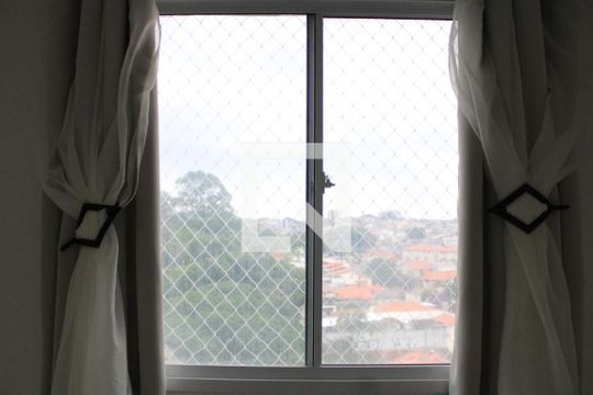 Vista Quarto 2 de apartamento para alugar com 2 quartos, 40m² em Jardim Jaqueline, São Paulo