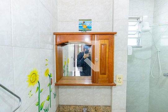 Banheiro 1 de apartamento à venda com 2 quartos, 80m² em Cordovil, Rio de Janeiro