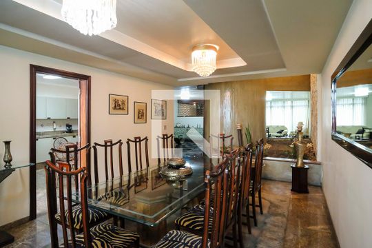 Sala de Jantar de casa à venda com 3 quartos, 600m² em Barcelona, São Caetano do Sul