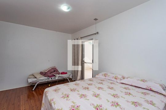 Quarto 1 - suíte  de casa para alugar com 4 quartos, 220m² em Conceição, Diadema
