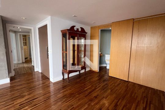 Sala de apartamento para alugar com 3 quartos, 180m² em Jardim Paulistano, São Paulo