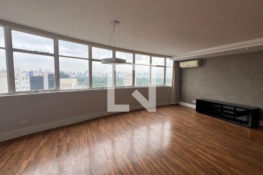 Sala de apartamento para alugar com 3 quartos, 180m² em Jardim Paulistano, São Paulo