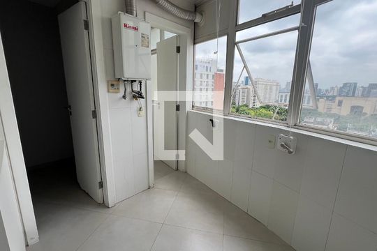 Área de Serviço de apartamento para alugar com 3 quartos, 180m² em Jardim Paulistano, São Paulo