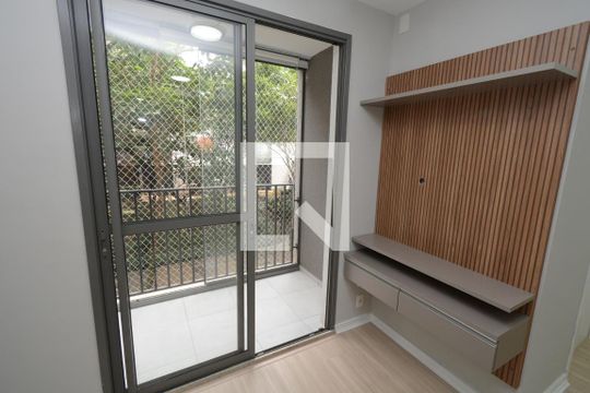 Varanda da Sala de apartamento para alugar com 2 quartos, 44m² em Usina Piratininga, São Paulo