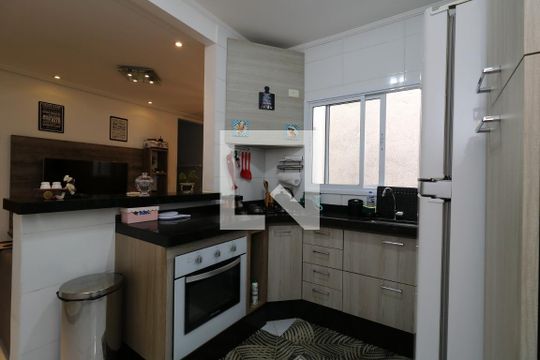 Cozinha de apartamento à venda com 2 quartos, 118m² em Vila Helena, Santo André