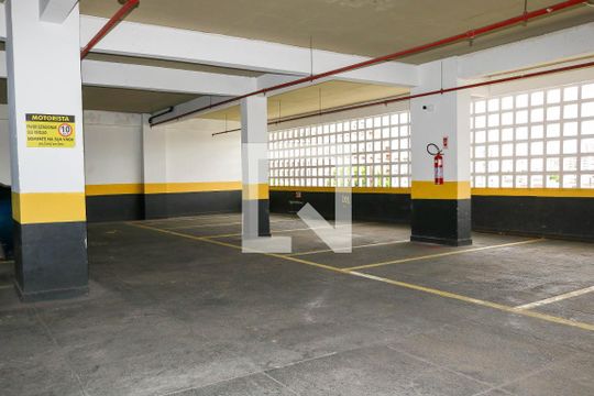Garagem de apartamento para alugar com 3 quartos, 120m² em Lins de Vasconcelos, Rio de Janeiro