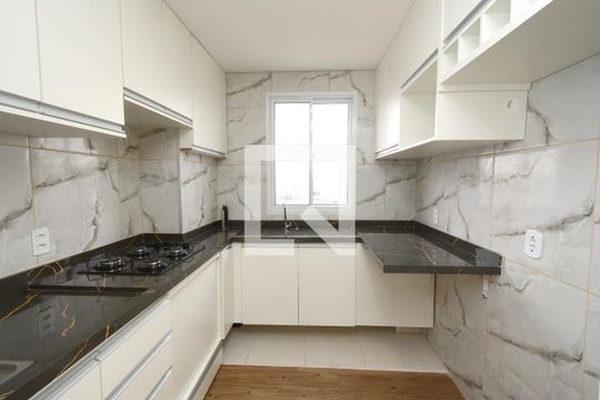 Cozinha de apartamento para alugar com 2 quartos, 36m² em Socorro, São Paulo