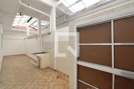 Área de Serviço de apartamento para alugar com 2 quartos, 76m² em Parque das Nações, Santo André