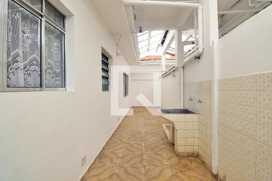 Área de Serviço de apartamento para alugar com 2 quartos, 76m² em Parque das Nações, Santo André