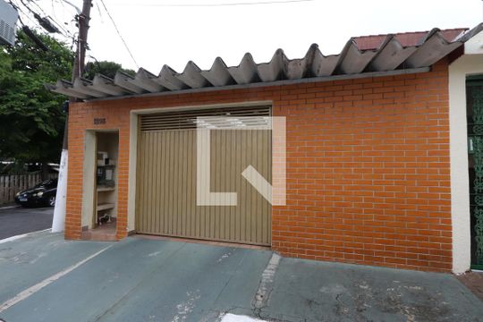 Fachada de casa à venda com 3 quartos, 150m² em Vila California, São Paulo