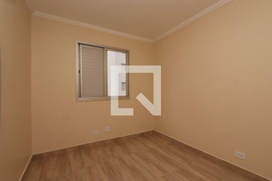 Quarto 2 de apartamento para alugar com 3 quartos, 64m² em Vila Divina Pastora, São Paulo