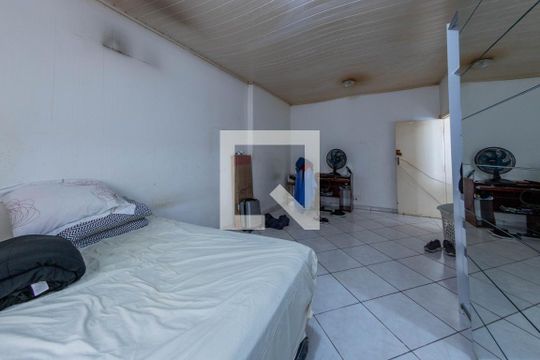 Quarto de casa para alugar com 5 quartos, 262m² em Vila Prudente, São Paulo