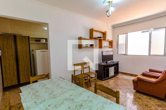 Apartamento para alugar com 1 quarto, 55m² em Guilhermina, Praia Grande