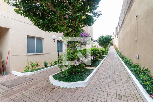 Área comum de apartamento para alugar com 2 quartos, 45m² em Vila Penteado, São Paulo