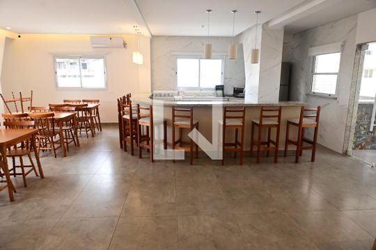 Área comum - Salão de festas de apartamento para alugar com 2 quartos, 79m² em Guilhermina, Praia Grande