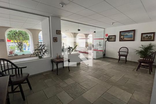 Hall de entrada de apartamento para alugar com 2 quartos, 92m² em Pinheiros, São Paulo