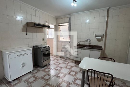 Cozinha - Armários de apartamento para alugar com 2 quartos, 92m² em Pinheiros, São Paulo